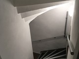 Treppe mit CV-Belag Novilux Traffic von Forbo und Alu-Winkelprofil